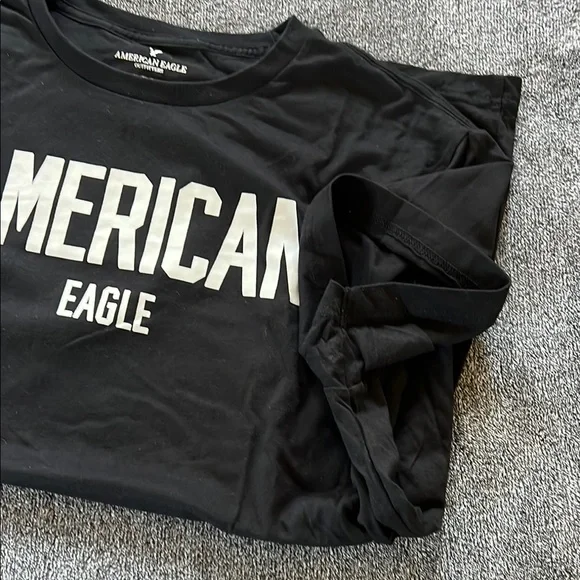 American Eagle Outfitters Black Short Sleeve Tee - Picture 4 of 4